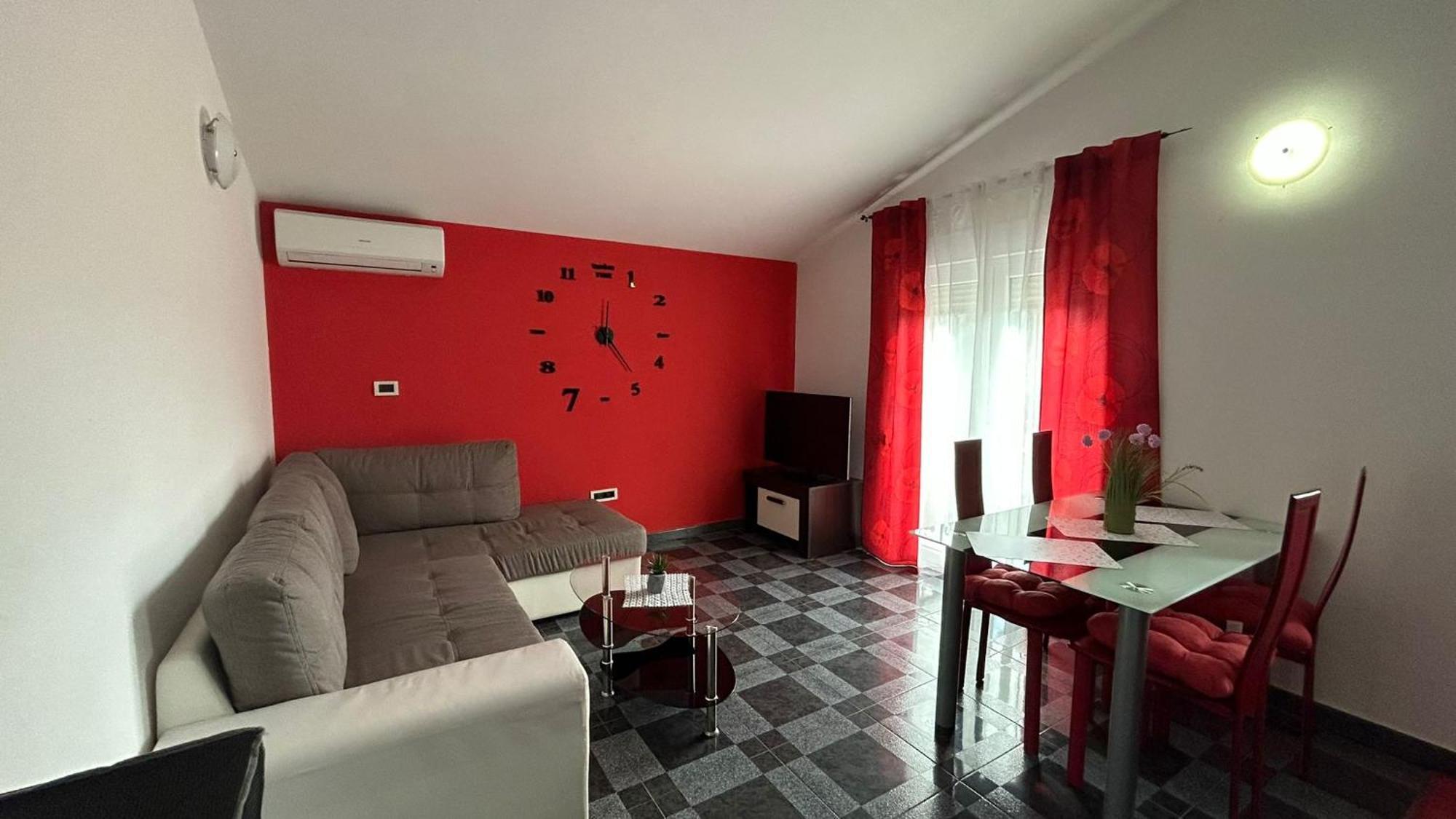 Apartmani Nada Pola Esterno foto
